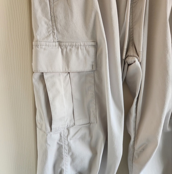 Hollister Men's Epic Flex Drawstring Parachute Pants Tan Beige Size XS - Picture 3 of 9